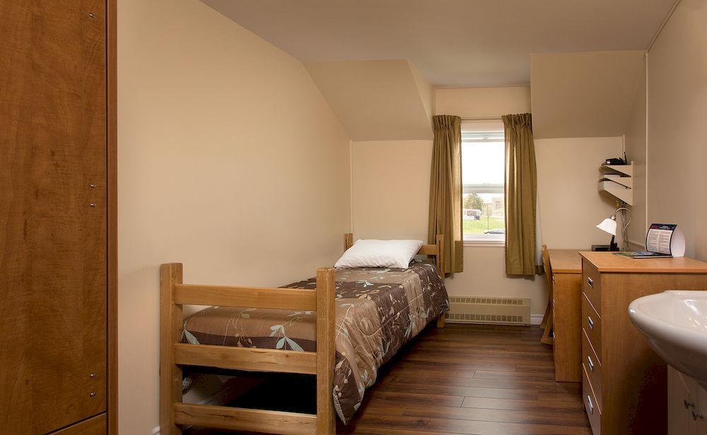 Unb Saint John Summer Hotel Esterno foto